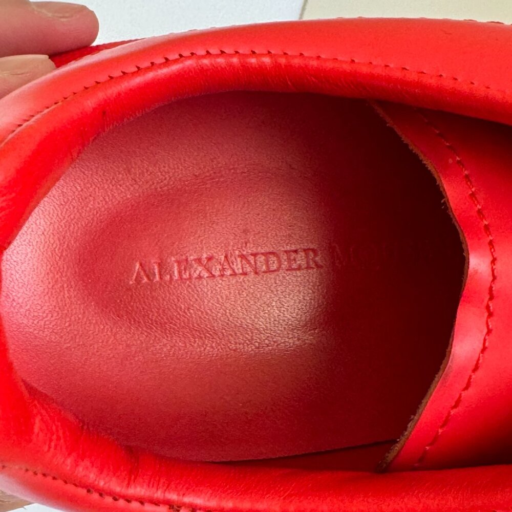 Alexander Mcqueen All Red Sneaker trainers - Women’s sz 8.5 US (EU 39) *RARE - Picture 5 of 10